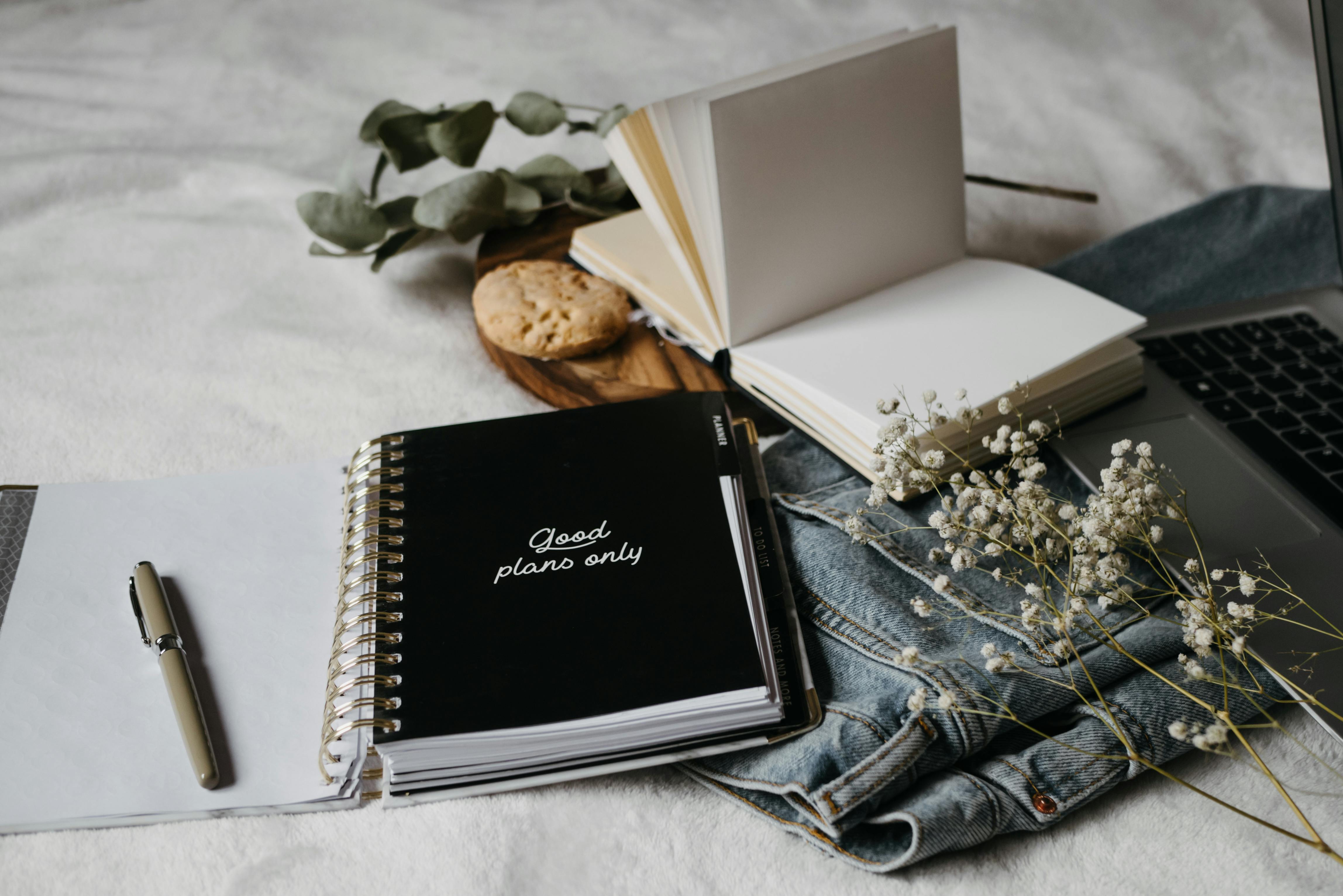 Business Notebooks - Professional & Executive | JOURNAL VENUE