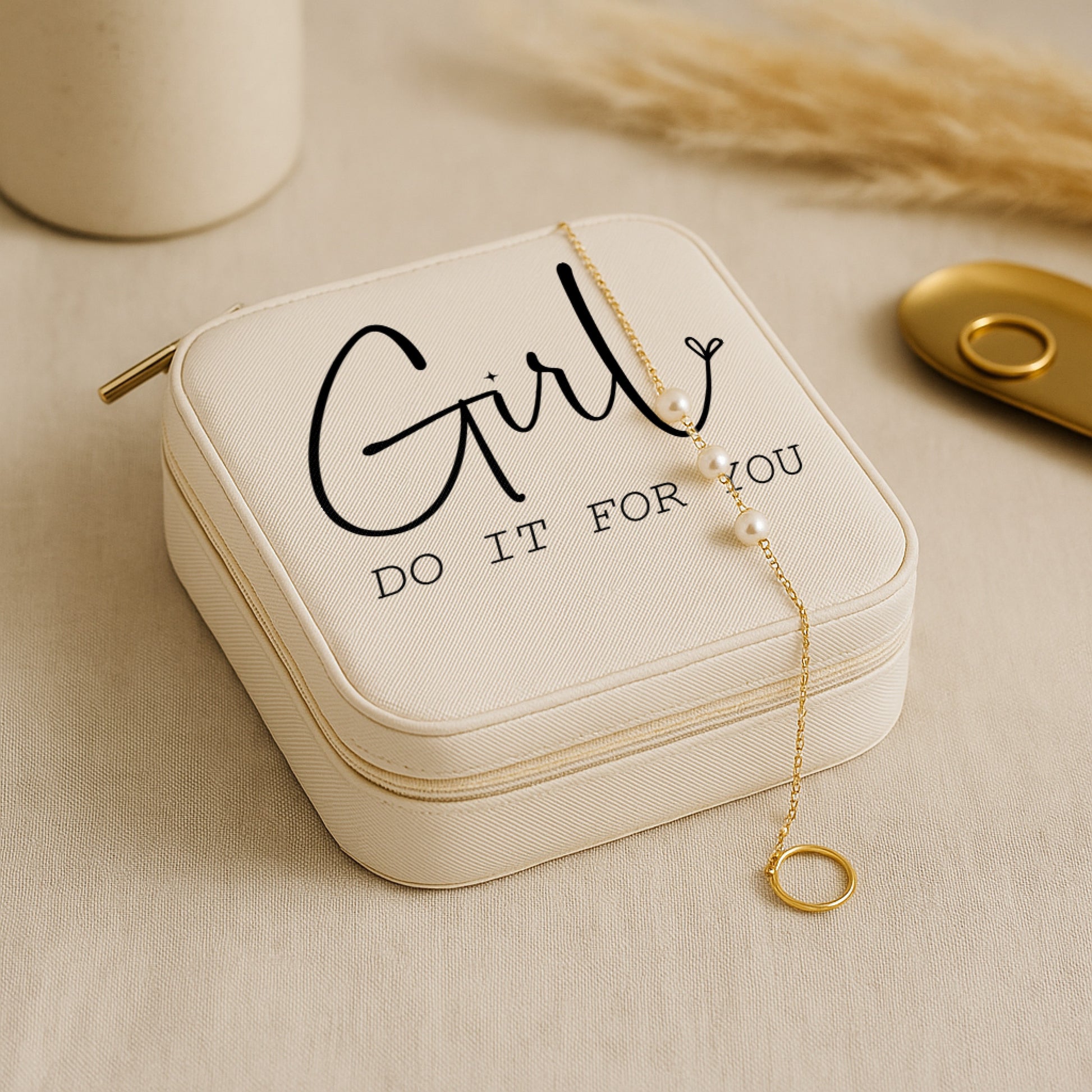 Self Love Dream & Wander Set jewelry travel box with inspirational design and elegant accessories.